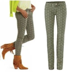 CAbi Ditzy Floral Green Skinny Jeans Size 4